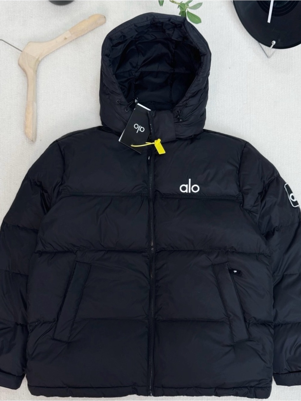 ALO Yoga Black Hooded Puffer Coat